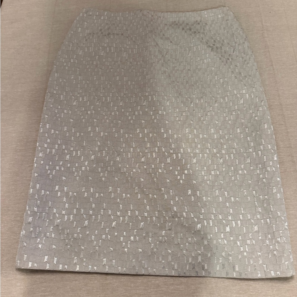 Alex Marie Light Gray Textured‎ Pencil Skirt